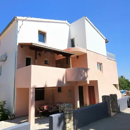 10166b Apartament *